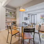 Encanto En El Rastro Para 7, Calle Juanelo E1