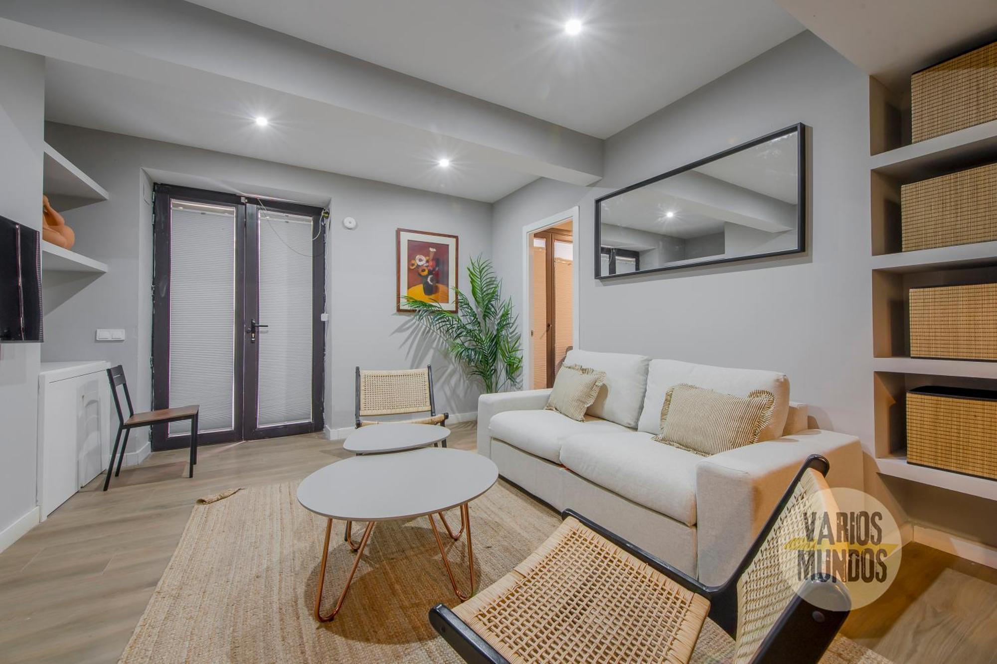 Apartamento Encanto En El Rastro Para 7, Calle Juanelo E1 *